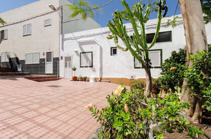 chalet-adosado-en-venta-en-calle-las-artes-big-4