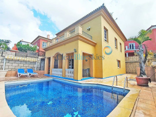 Casa o chalet independiente en venta en calle Tinguafaya