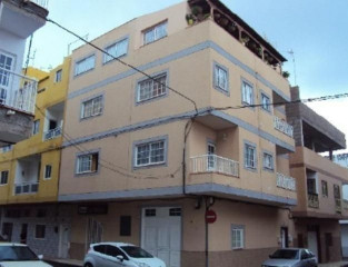 Piso en venta en calle la Graciosa, 11