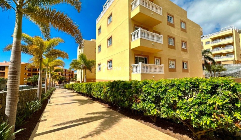 piso-en-venta-en-palm-mar-big-2