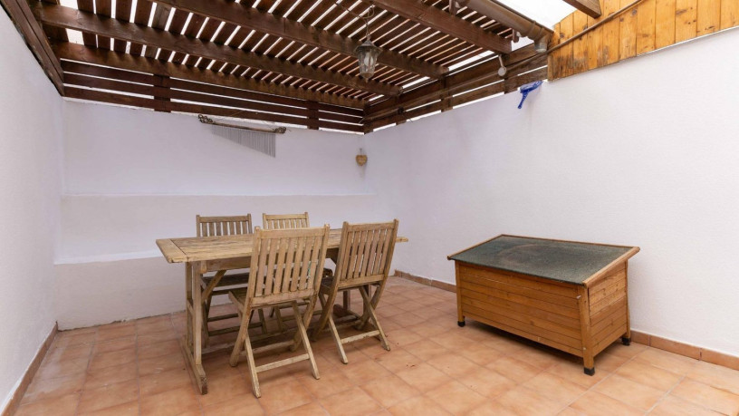 chalet-adosado-en-venta-en-calle-el-sorondongo-sn-big-16