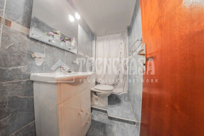 piso-en-venta-en-angel-guimera-big-20