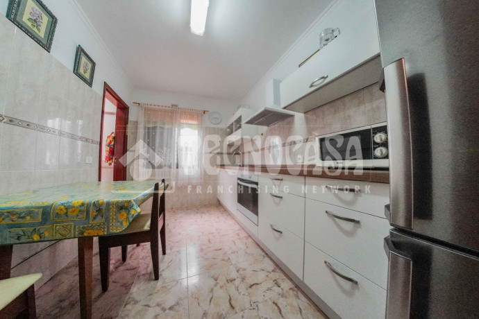 piso-en-venta-en-angel-guimera-big-15