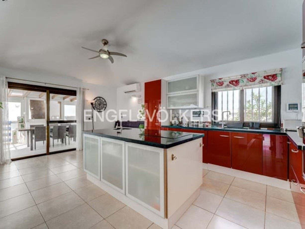 casa-o-chalet-en-venta-en-golf-del-sur-amarilla-golf-big-5