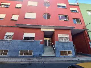 Piso en venta en Alvarado y Bracamonte, 38