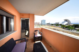 Piso en venta en calle Celia Cruz, 6