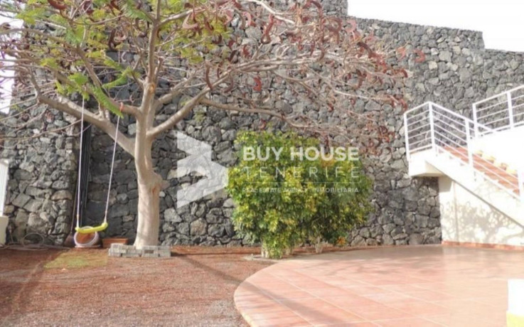 casa-o-chalet-independiente-en-venta-en-puerto-de-santiago-big-2