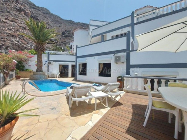 casa-o-chalet-en-venta-en-urb-santiago-del-teide-acantilados-de-los-gigantes-big-0