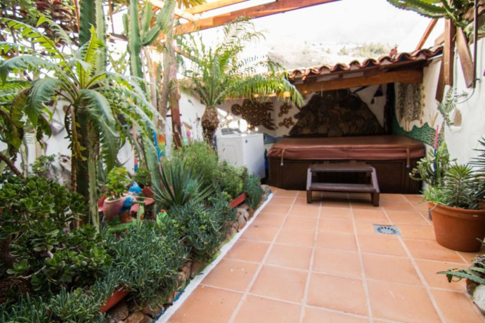 chalet-adosado-en-venta-en-el-agua-big-23