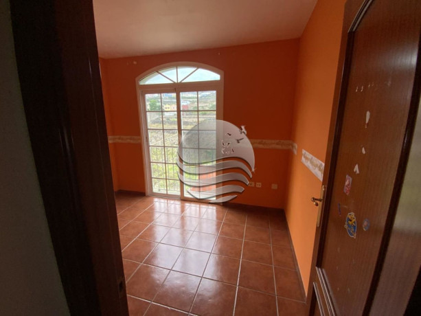 chalet-adosado-en-venta-en-calle-la-luz-big-10