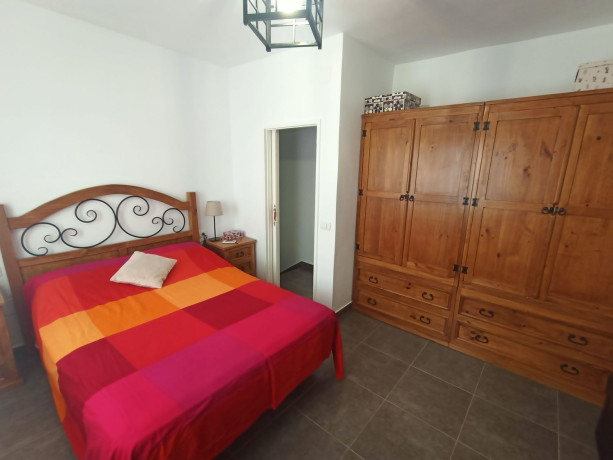 chalet-adosado-en-venta-en-teresa-de-calcuta-big-15