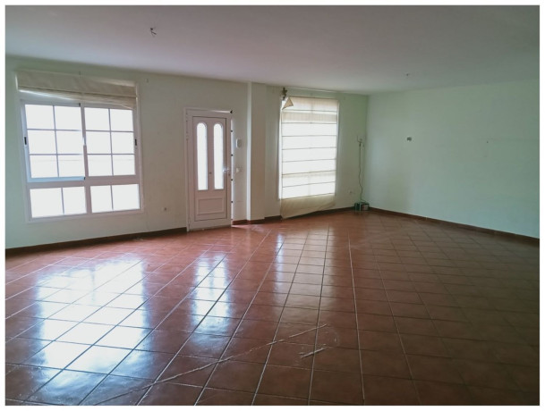 chalet-adosado-en-venta-en-carretera-general-la-luz-big-3