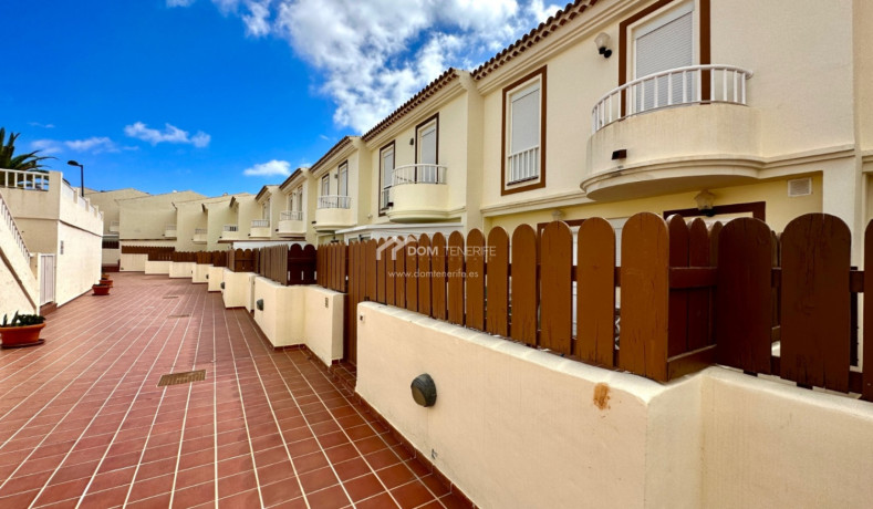 ref-ok21042301-townhouse-sale-arona-chayofa-big-0