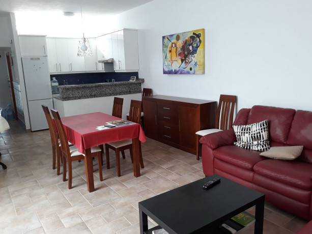 chalet-adosado-en-venta-en-avenida-jose-antonio-tavio-15-big-3