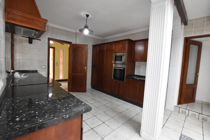 casa-o-chalet-independiente-en-venta-en-torviscas-centro-y-alto-big-11