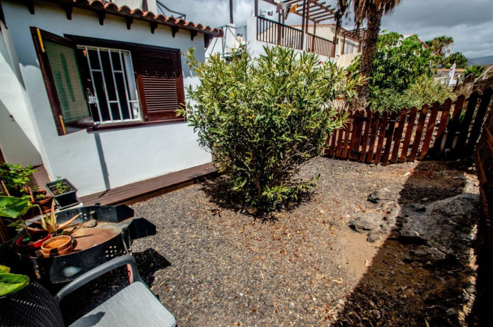 chalet-adosado-en-venta-en-golf-del-sur-amarilla-golf-big-24