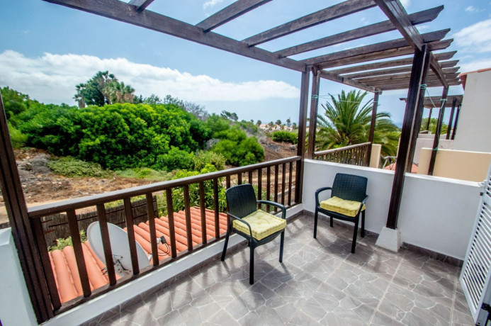 chalet-adosado-en-venta-en-golf-del-sur-amarilla-golf-big-22