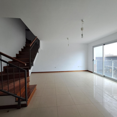 duplex-en-venta-en-calle-la-gorvorana-big-8