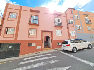 Chalet adosado en venta en San Vicente