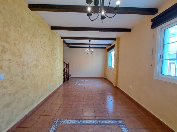 chalet-adosado-en-venta-en-san-vicente-big-7