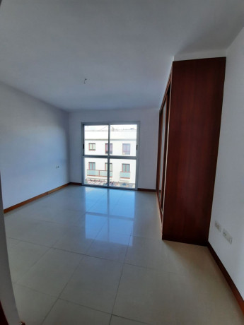 piso-en-venta-en-calle-la-gorvorana-big-19